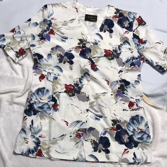 Toni Garment for CC Magic floral woman’s 2 piece shorts suit - Picture 3 of 10